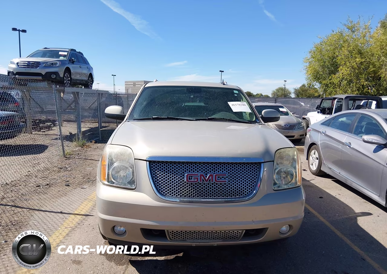2007 GMC Yukon Denali VIN:1GKFK63887J356715 - 12