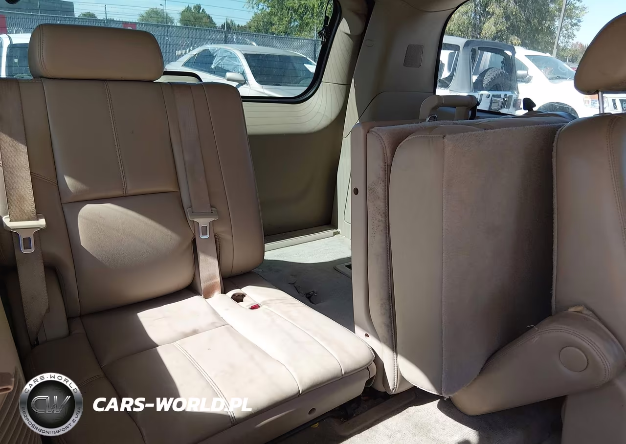 2007 GMC Yukon Denali VIN:1GKFK63887J356715 - 17