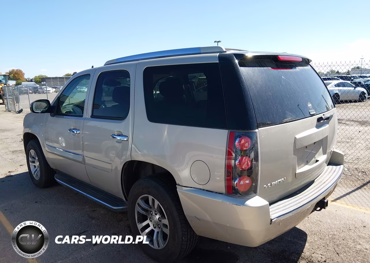 2007 GMC Yukon Denali VIN:1GKFK63887J356715 - 3