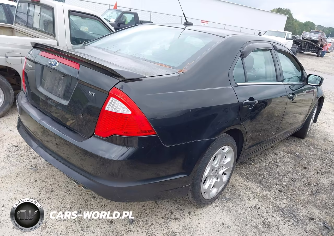 2011 Ford Fusion Se VIN:3FAHP0HA2BR204898 - 4
