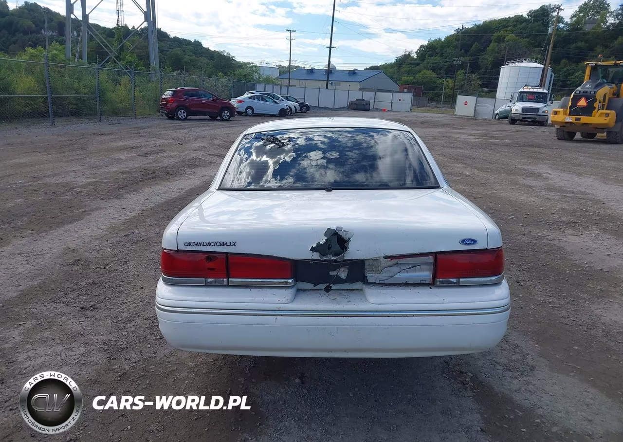 1997 Ford Crown Victoria Lx VIN:2FALP74W6VX220211 - 16