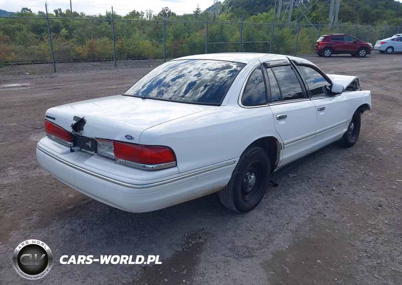1997 Ford Crown Victoria Lx VIN:2FALP74W6VX220211 - 4