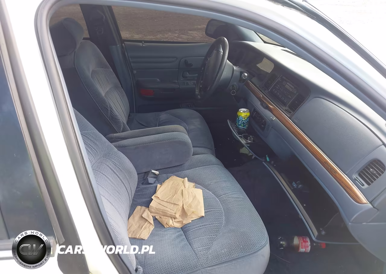 1997 Ford Crown Victoria Lx VIN:2FALP74W6VX220211 - 5
