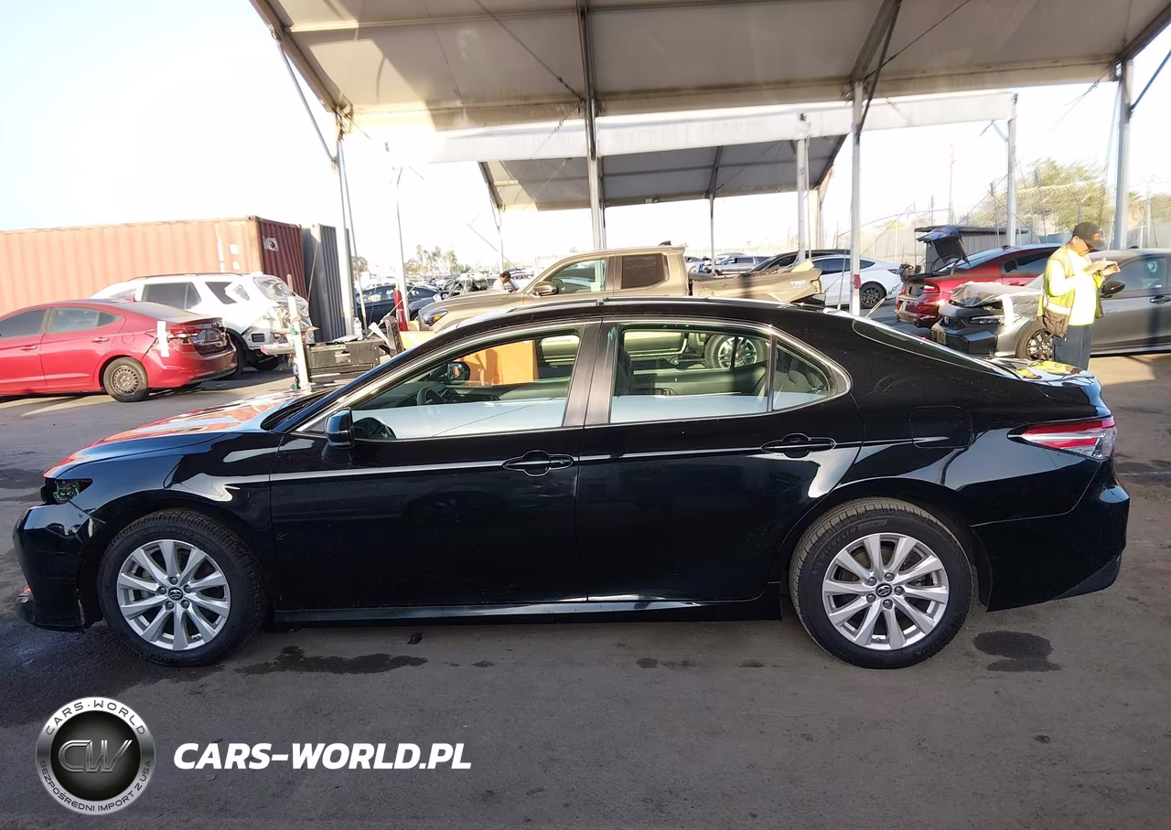 2019 Toyota Camry Le VIN:4T1B11HKXKU284004 - 15