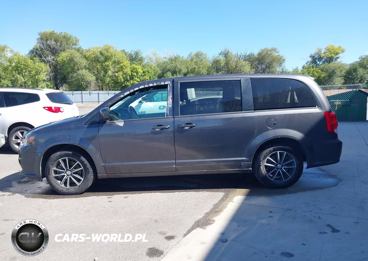 2018 Dodge Grand Caravan Se Plus VIN:2C4RDGBGXJR220073 - 14