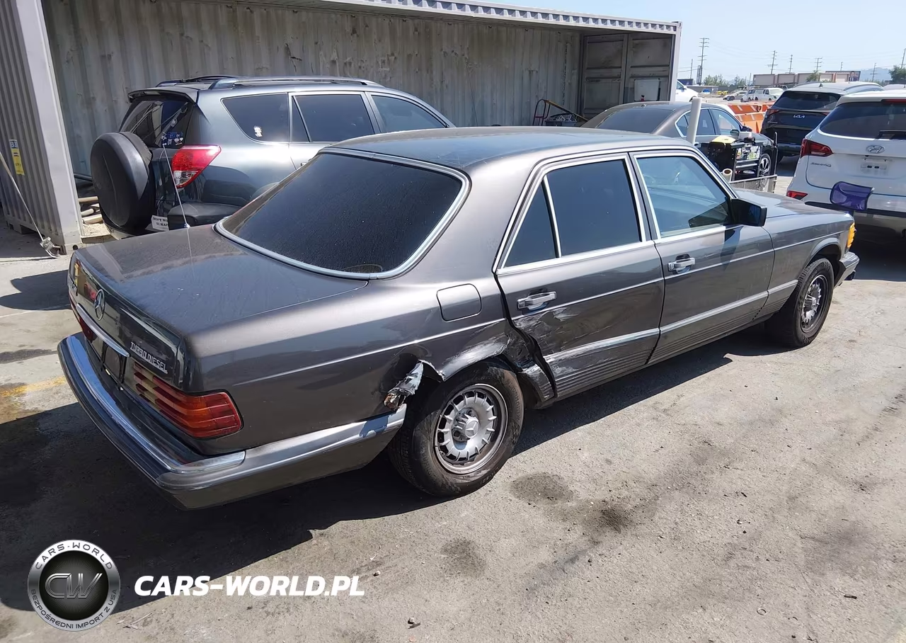 1983 Mercedes-Benz 300 Sd VIN:WDBCB20A9DB049735 - 4