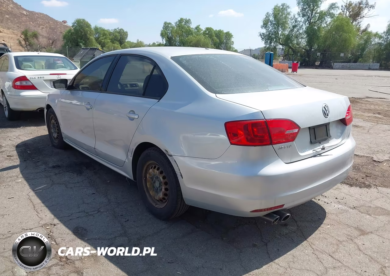 2014 Volkswagen Jetta 2.0L S VIN:3VW2K7AJ3EM248120 - 3