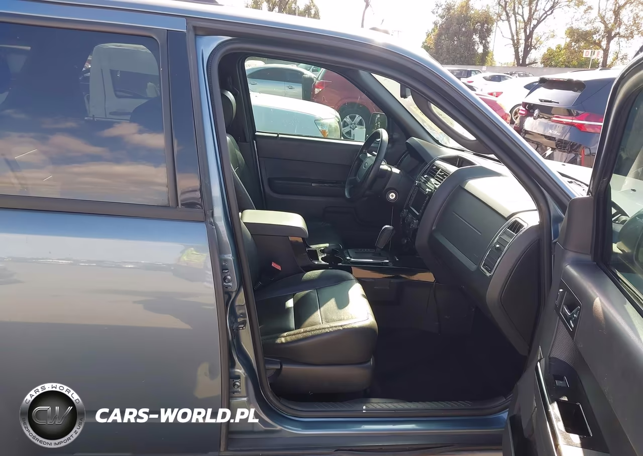 2010 Ford Escape Limited VIN:1FMCU0EG0AKC50301 - 5