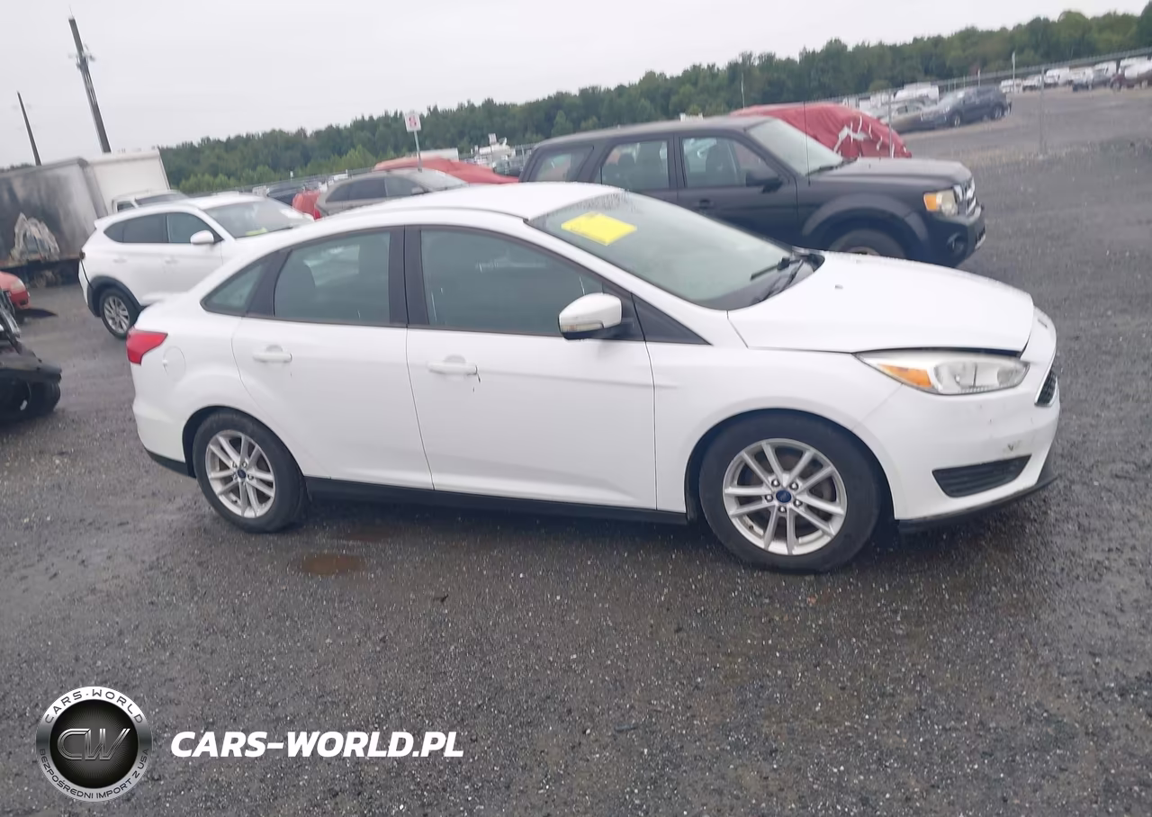 2017 Ford Focus Se VIN:1FADP3F26HL278165 - 13