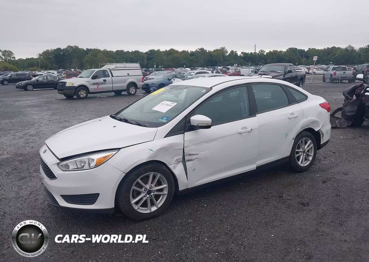 2017 Ford Focus Se VIN:1FADP3F26HL278165 - 6