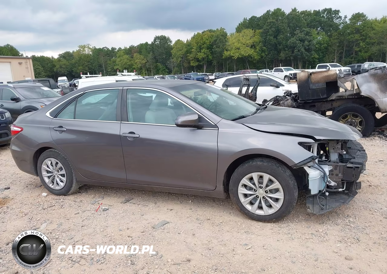 2017 Toyota Camry Le VIN:4T1BF1FK7HU713080 - 13