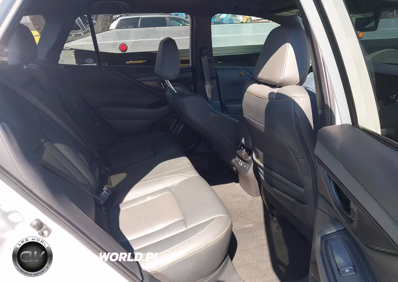 2023 Subaru Outback Wilderness VIN:4S4BTGUD4P3190315 - 8