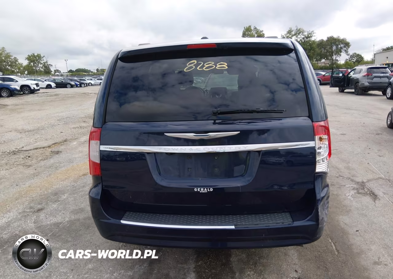 2016 Chrysler Town & Country Touring VIN:2C4RC1BG0GR149314 - 16