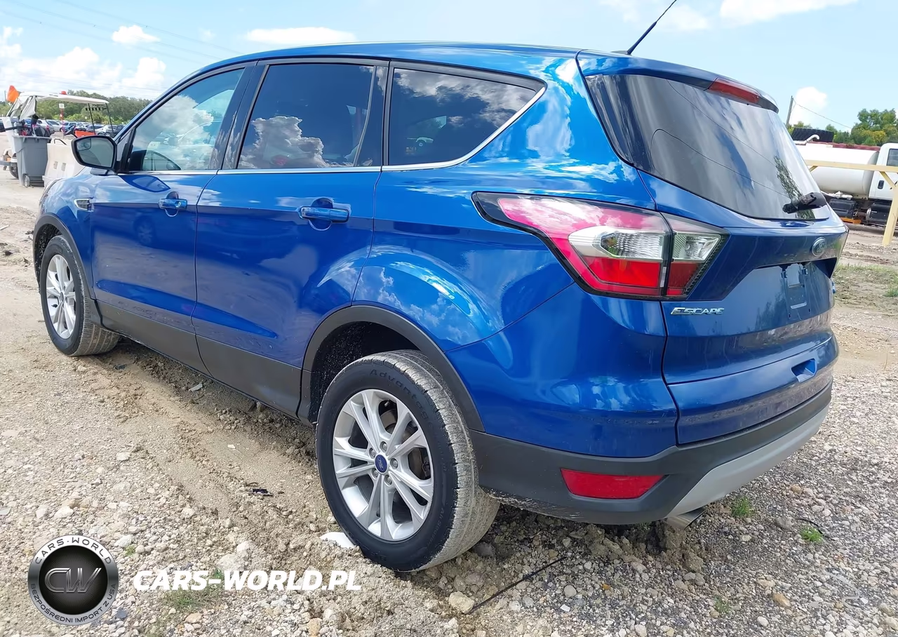 2017 Ford Escape Se VIN:1FMCU0GD7HUE69063 - 3