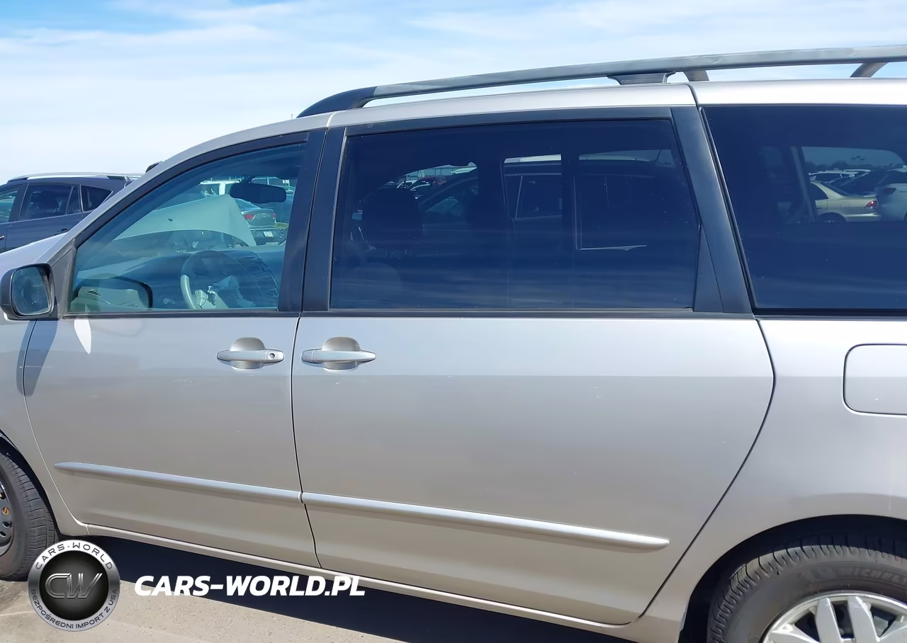 2005 Toyota Sienna Le VIN:5TDZA23C65S299973 - 15