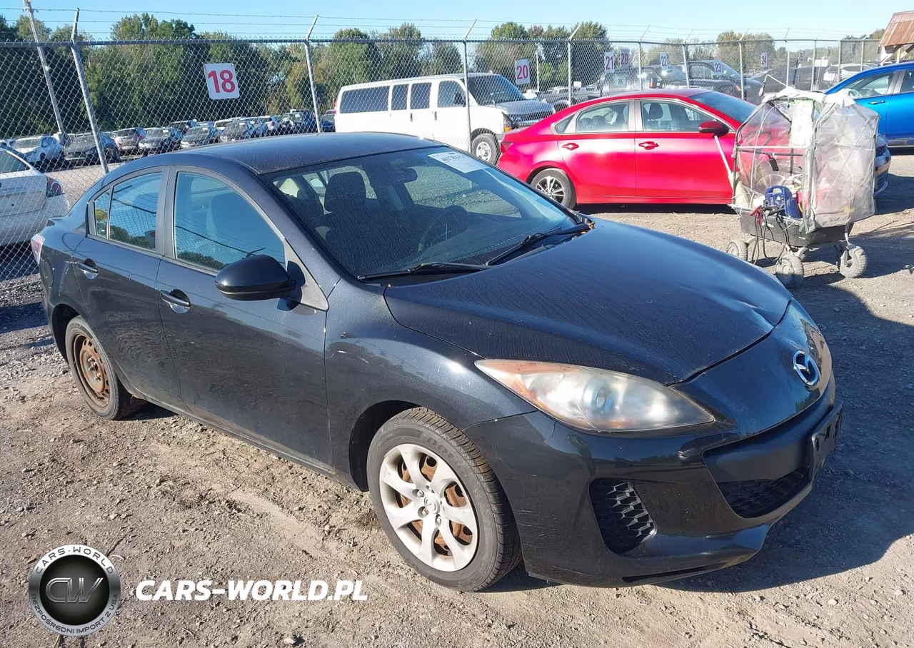 2013 Mazda Mazda3 I Sport
