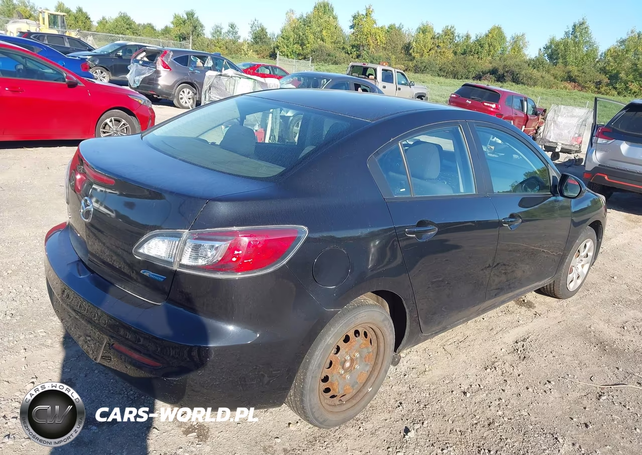 2013 Mazda Mazda3 I Sport VIN:JM1BL1UPXD1833673 - 4
