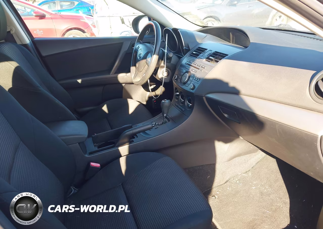 2013 Mazda Mazda3 I Sport VIN:JM1BL1UPXD1833673 - 5