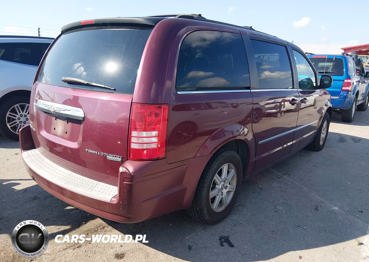 2009 Chrysler Town & Country VIN:2A8HR54109R590995 - 4