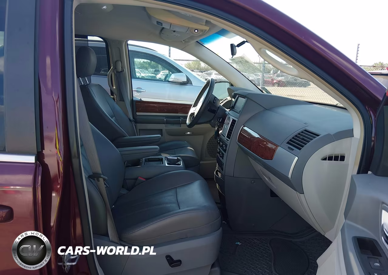 2009 Chrysler Town & Country VIN:2A8HR54109R590995 - 5