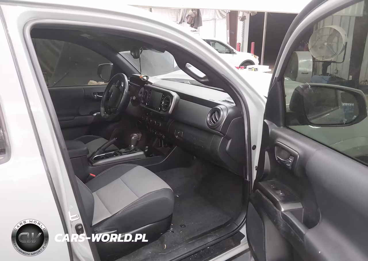 2022 Toyota Tacoma Trd Sport VIN:3TYCZ5AN5NT071732 - 5
