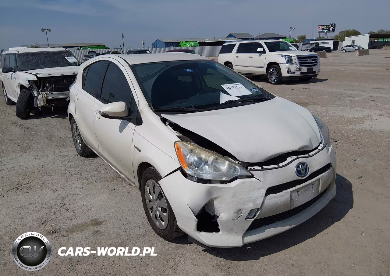 2014 Toyota Prius C Two – zdjęcie 1 z 20
