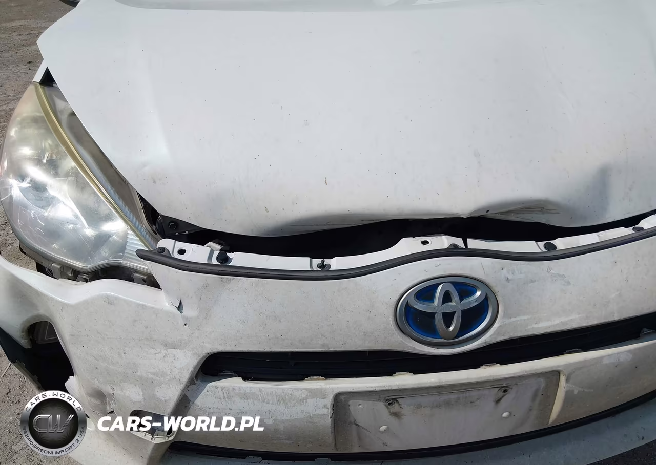 2014 Toyota Prius C Two VIN:JTDKDTB34E1571532 - 20