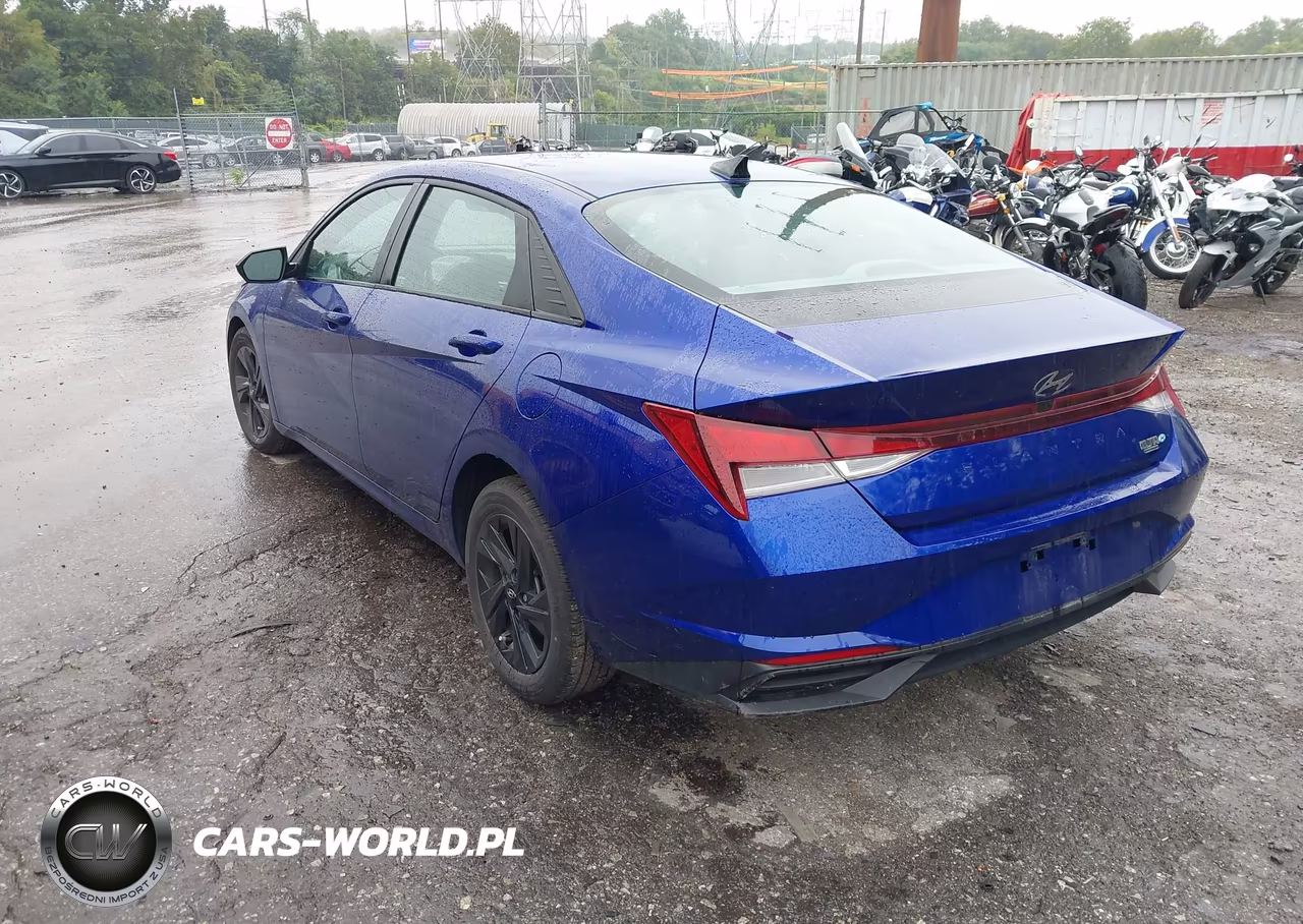 2022 Hyundai Elantra Sel VIN:KMHLS4AG2NU315727 - 3