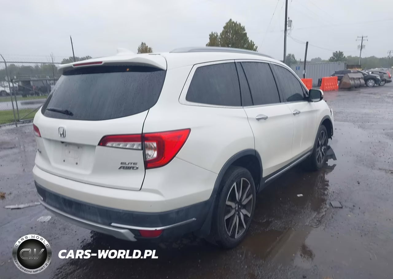 2019 Honda Pilot Elite VIN:5FNYF6H07KB042257 - 4