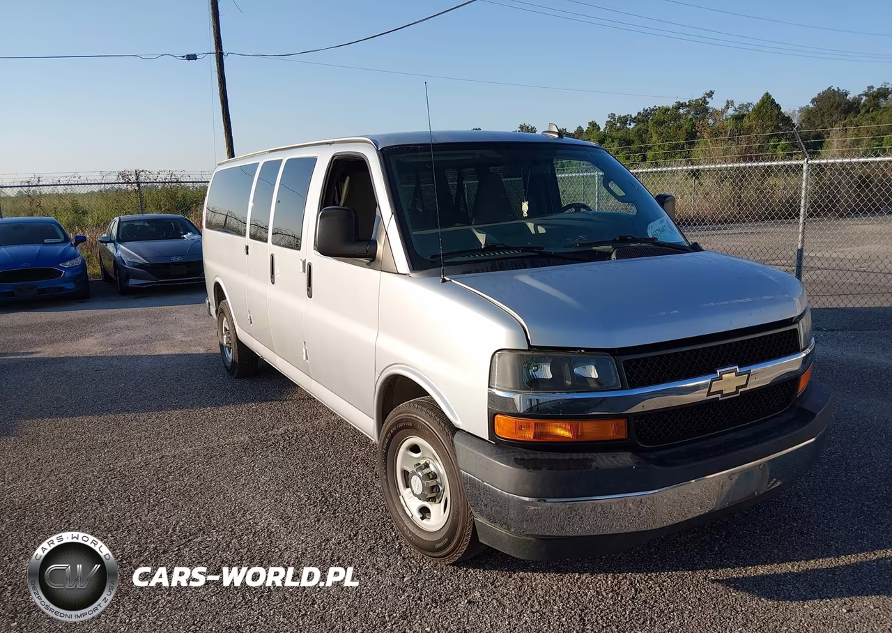 2017 Chevrolet Express 3500 Lt – zdjęcie 1 z 16