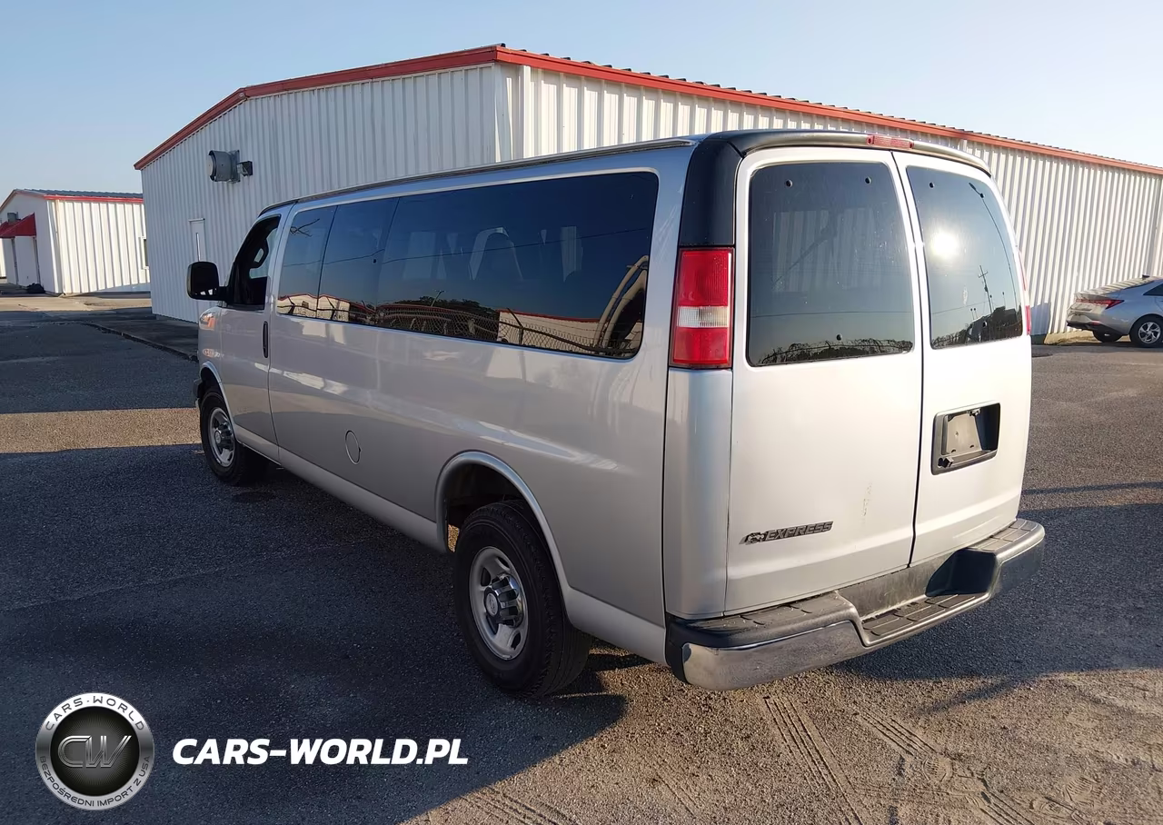 2017 Chevrolet Express 3500 Lt VIN:1GAZGPFFXH1248231 - 3