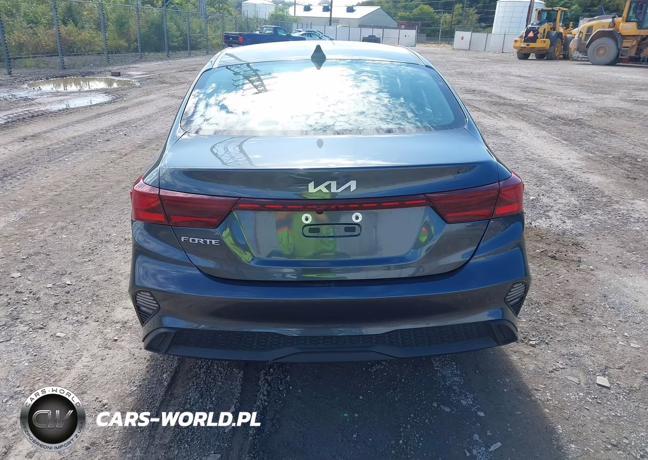 2024 Kia Forte Lxs VIN:3KPF24AD5RE834735 - 17