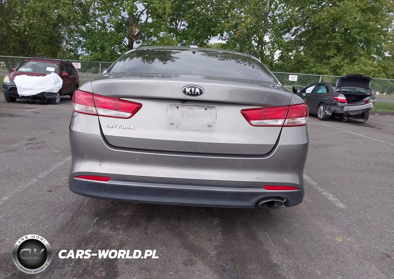 2018 Kia Optima Lx VIN:5XXGT4L3XJG266578 - 16