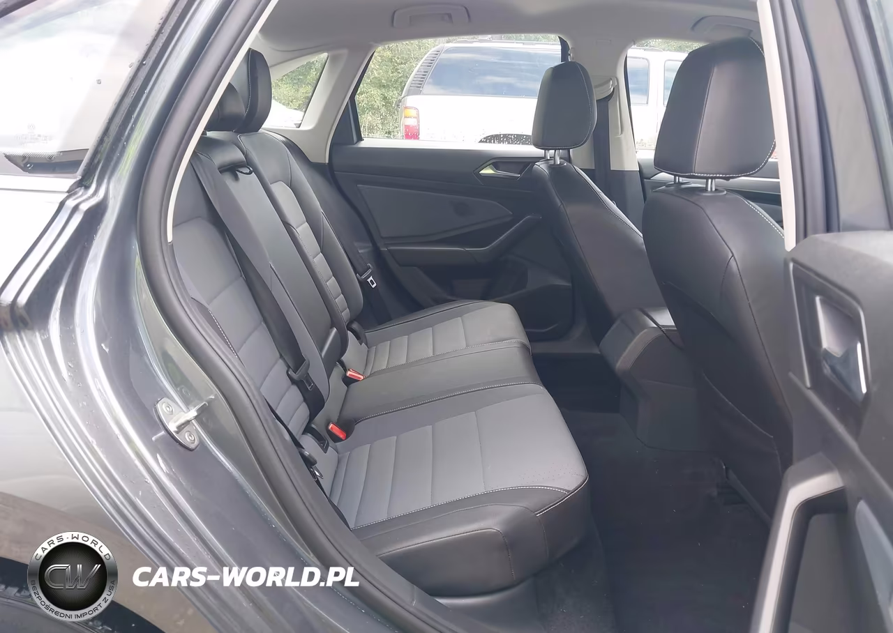 2025 Volkswagen Jetta 1.5T Se VIN:3VW7X7BU4SM061206 - 8