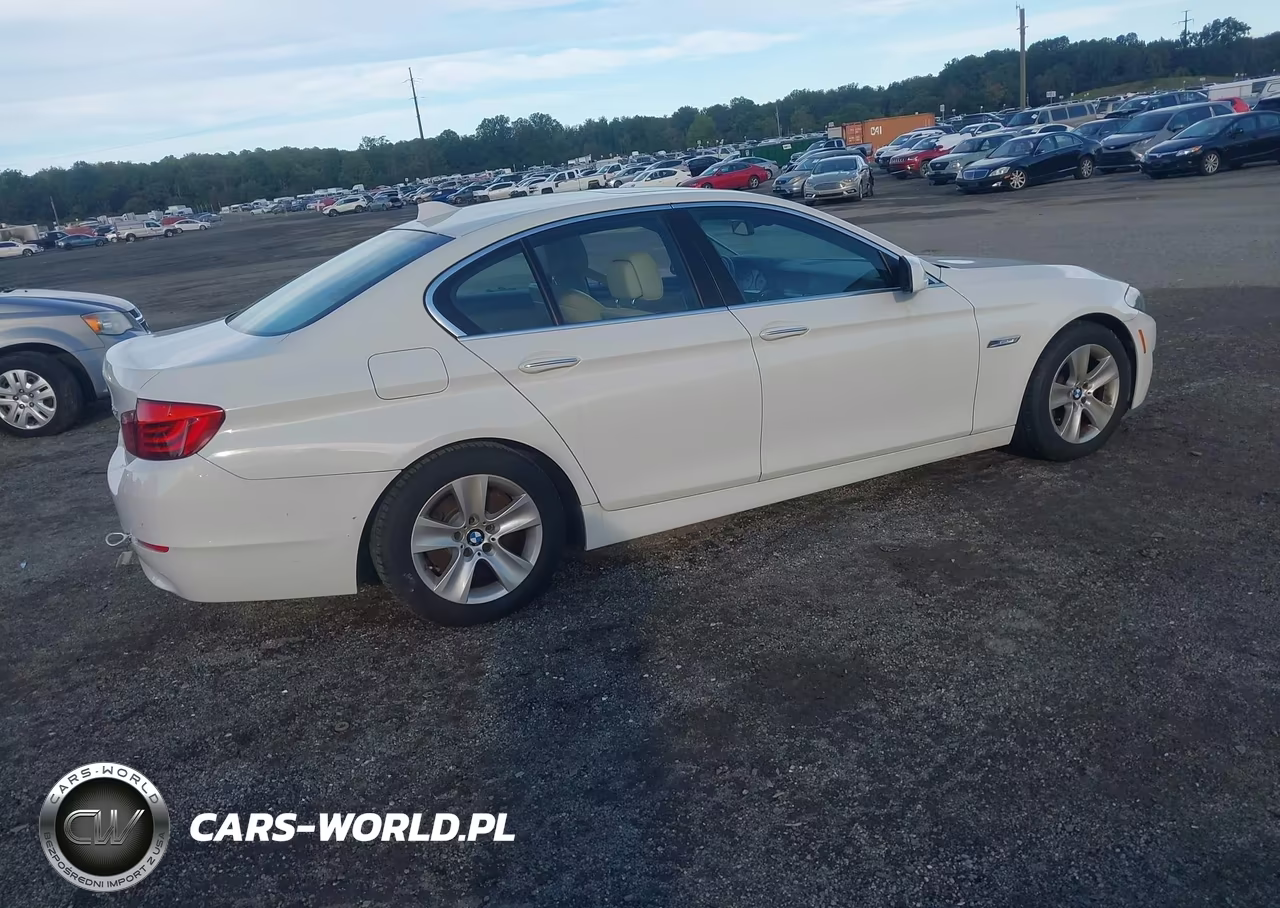 2012 BMW 528I xDrive VIN:WBAXH5C57CDW10080 - 4