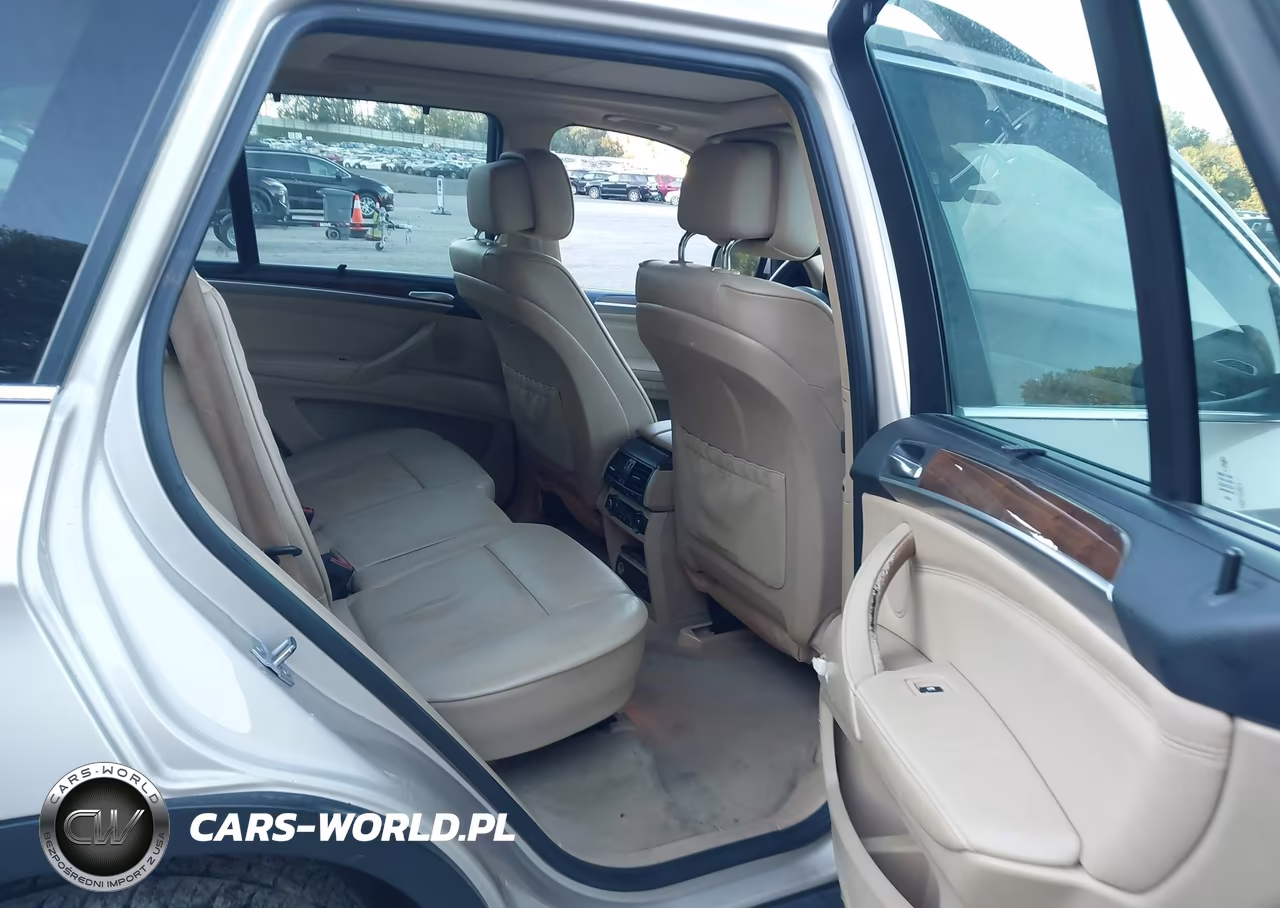 2013 BMW X5 xDrive35D VIN:5UXZW0C5XD0B92922 - 8