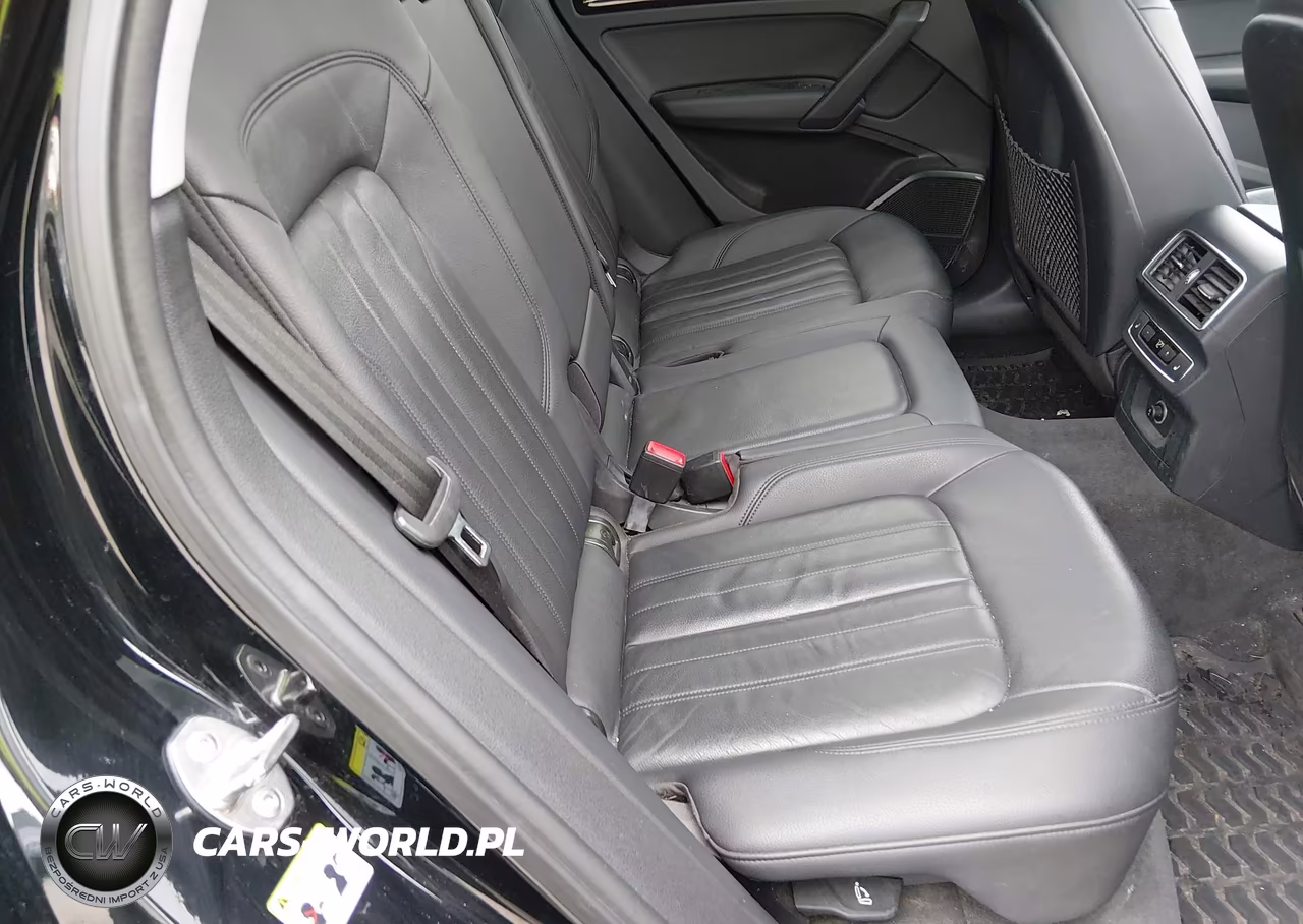 2018 Audi Q5 2.0T Premium-2.0T Tech Premium VIN:WA1BNAFY3J2191913 - 8