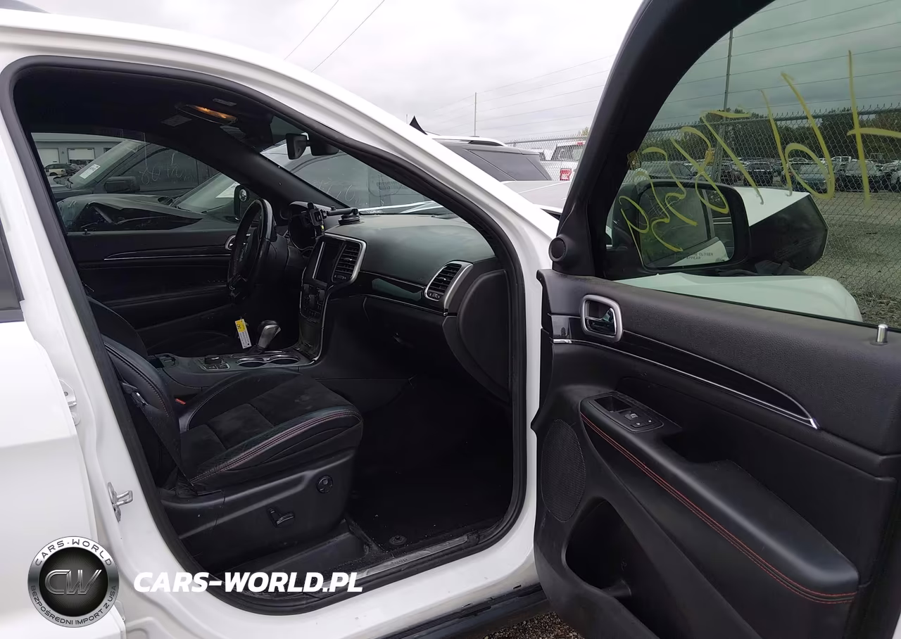 2018 Jeep Grand Cherokee Trailhawk 4X4 VIN:1C4RJFLG2JC184759 - 5