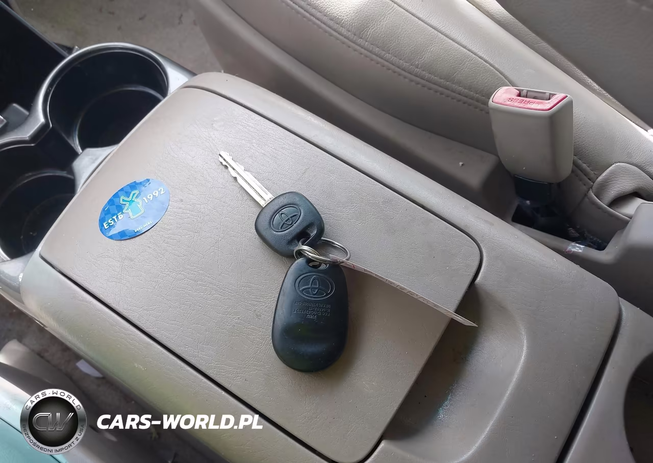 2007 Toyota Sienna Xle VIN:5TDZK22C57S092041 - 11