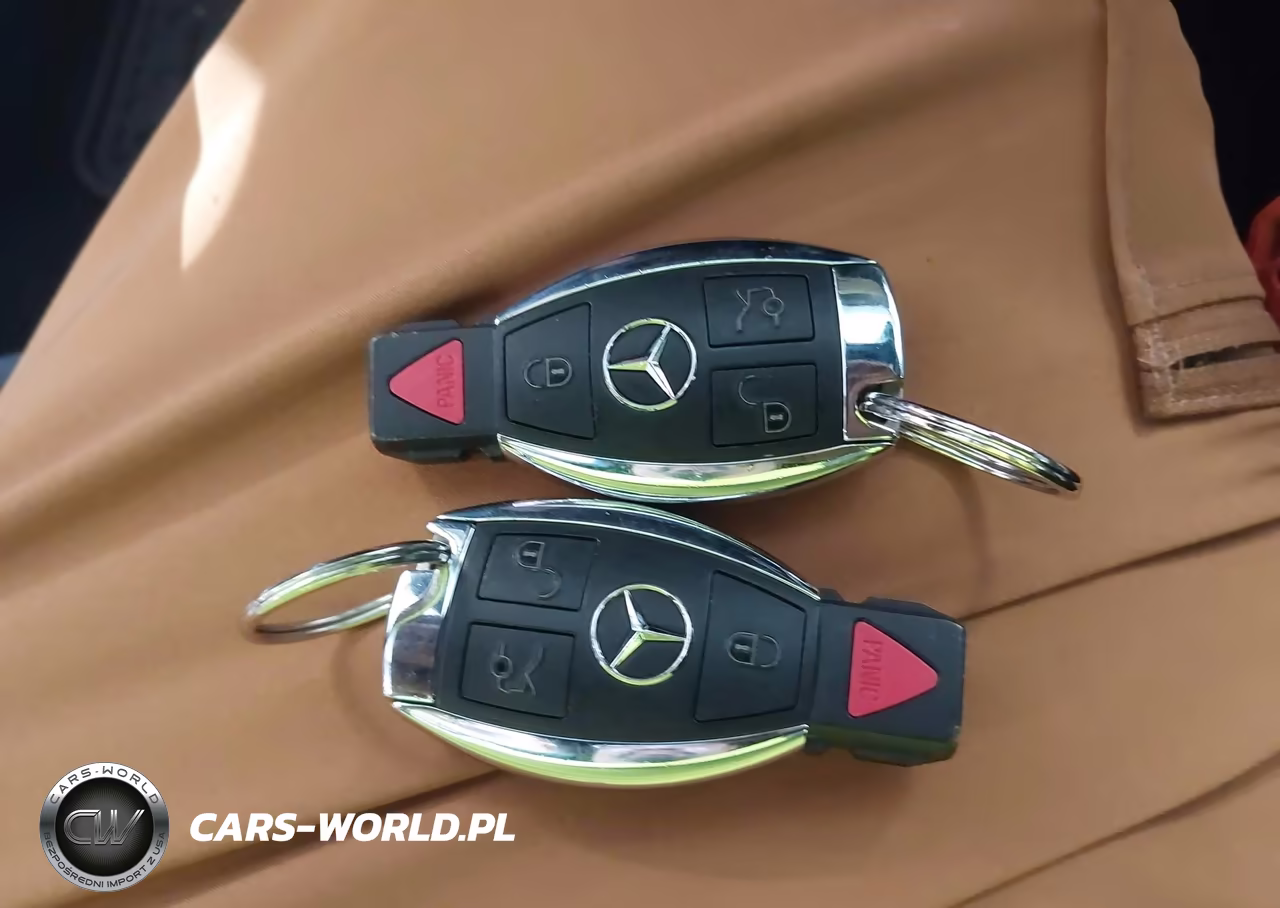 2016 Mercedes-Benz E 350 4Matic VIN:WDDHF8JBXGB251290 - 11