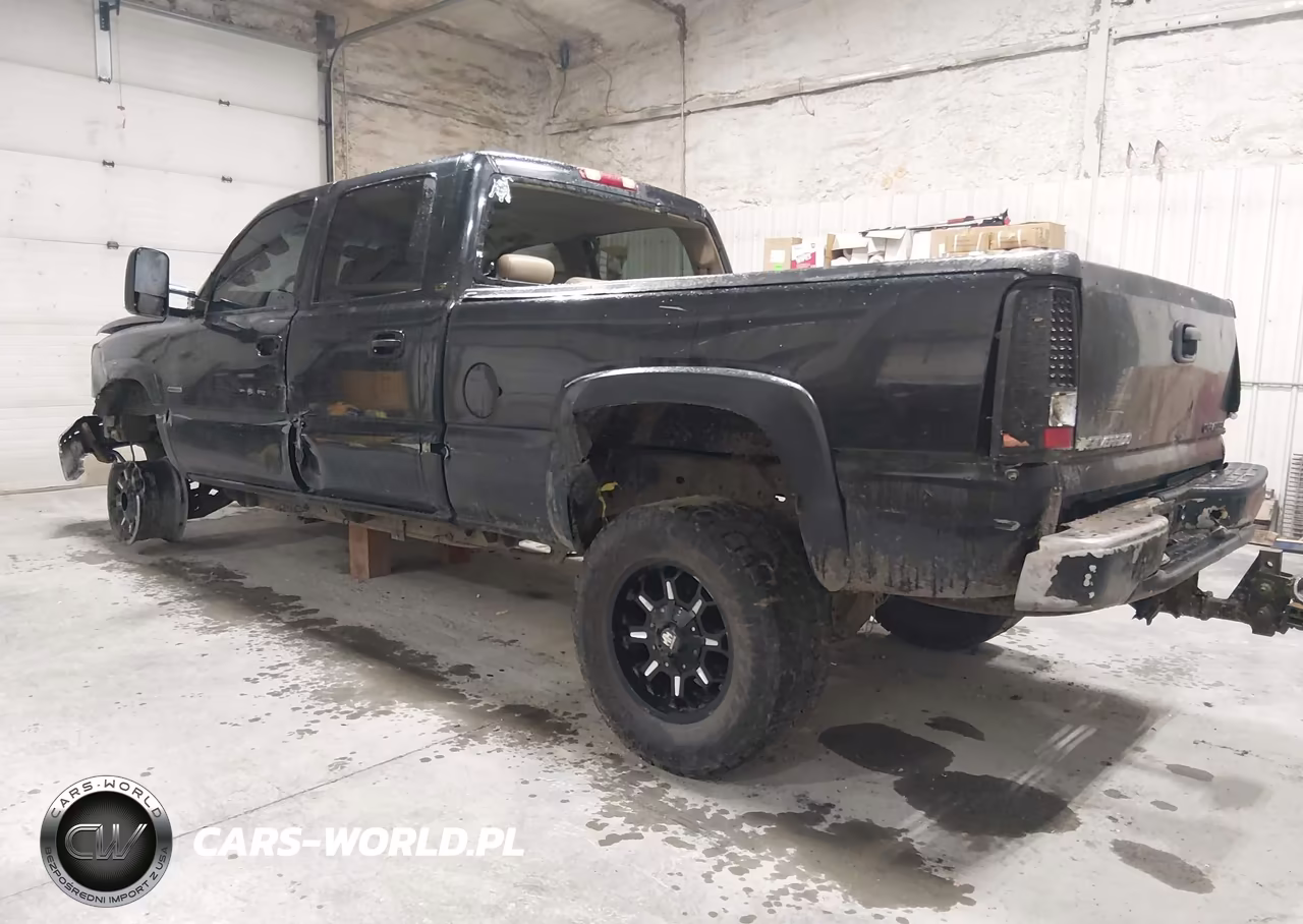 2004 Chevrolet Silverado 2500Hd Lt VIN:1GCHK23124F166813 - 3