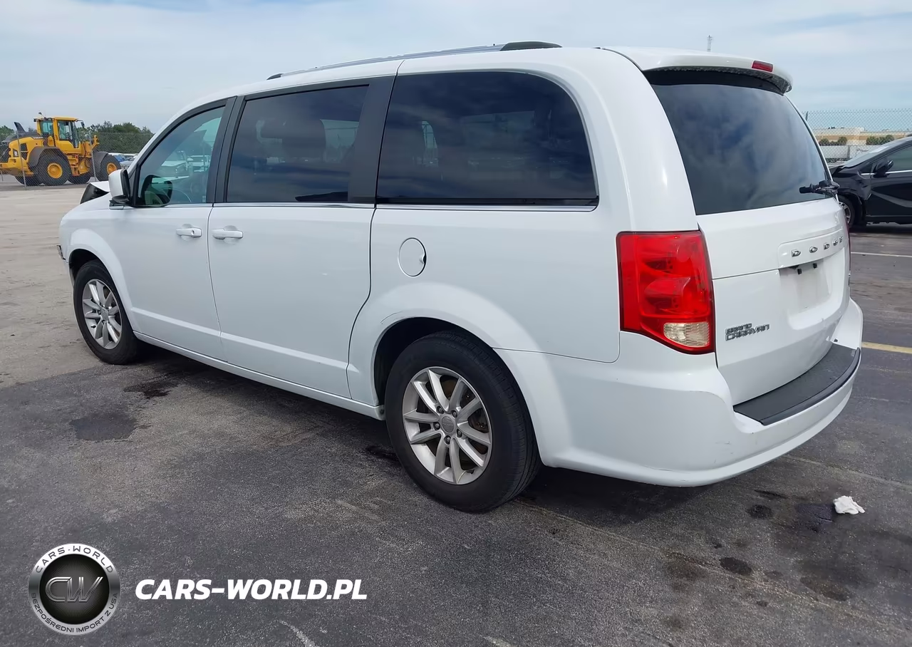 2018 Dodge Grand Caravan Sxt VIN:2C4RDGCGXJR300729 - 3