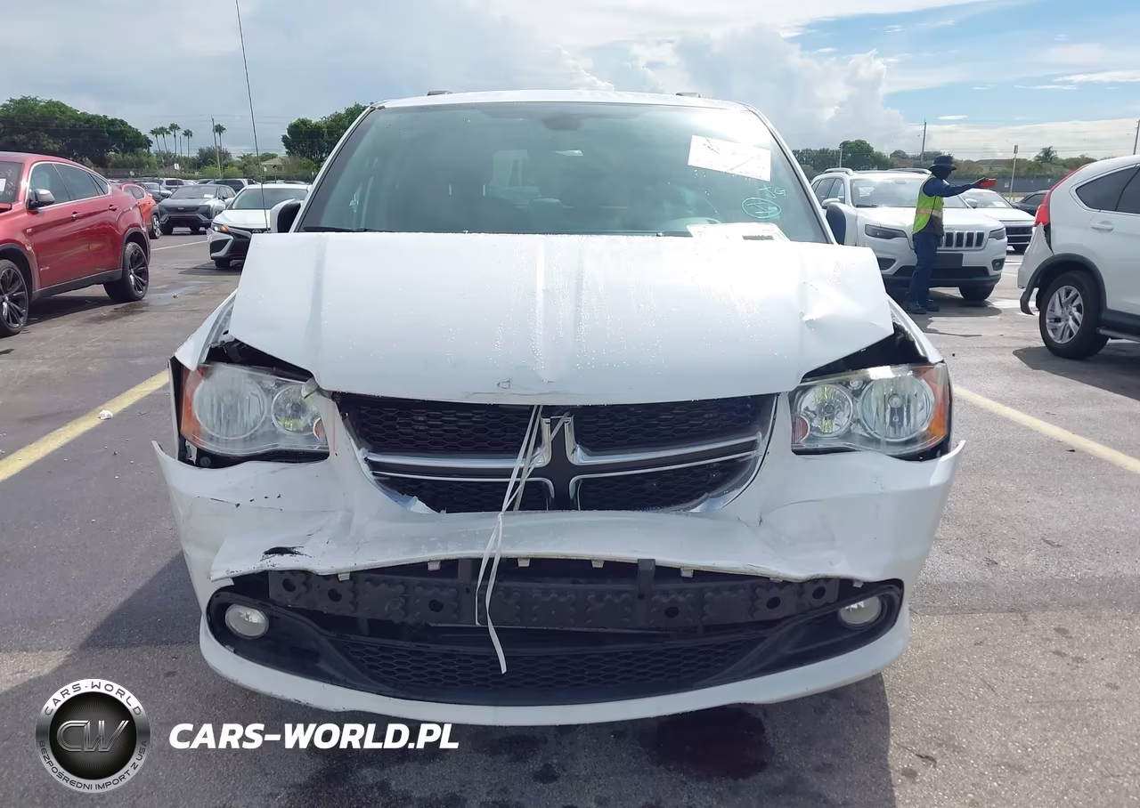 2018 Dodge Grand Caravan Sxt VIN:2C4RDGCGXJR300729 - 6