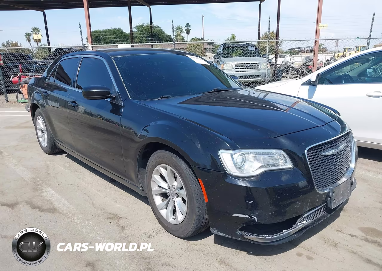 2015 Chrysler 300 Limited