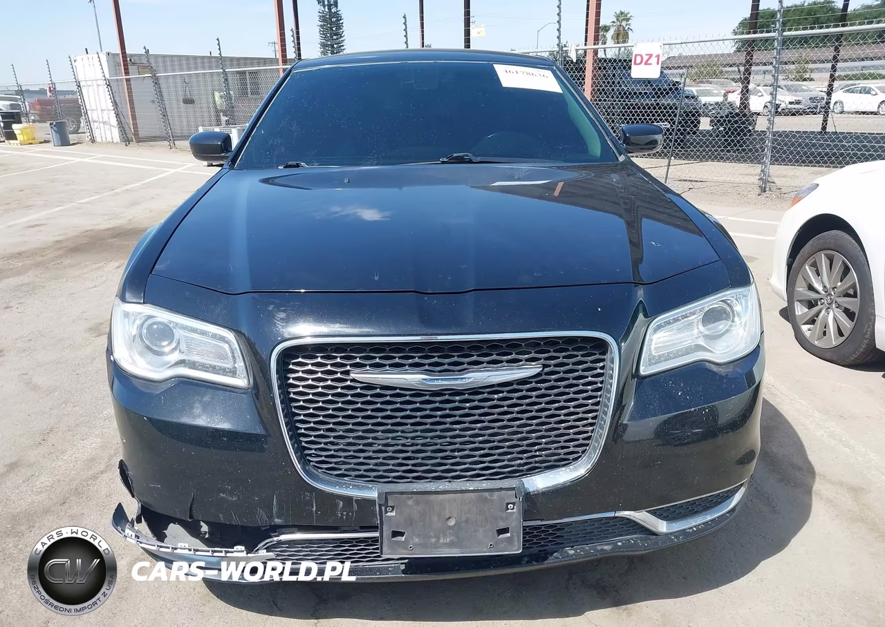 2015 Chrysler 300 Limited VIN:2C3CCAAG9FH920935 - 12
