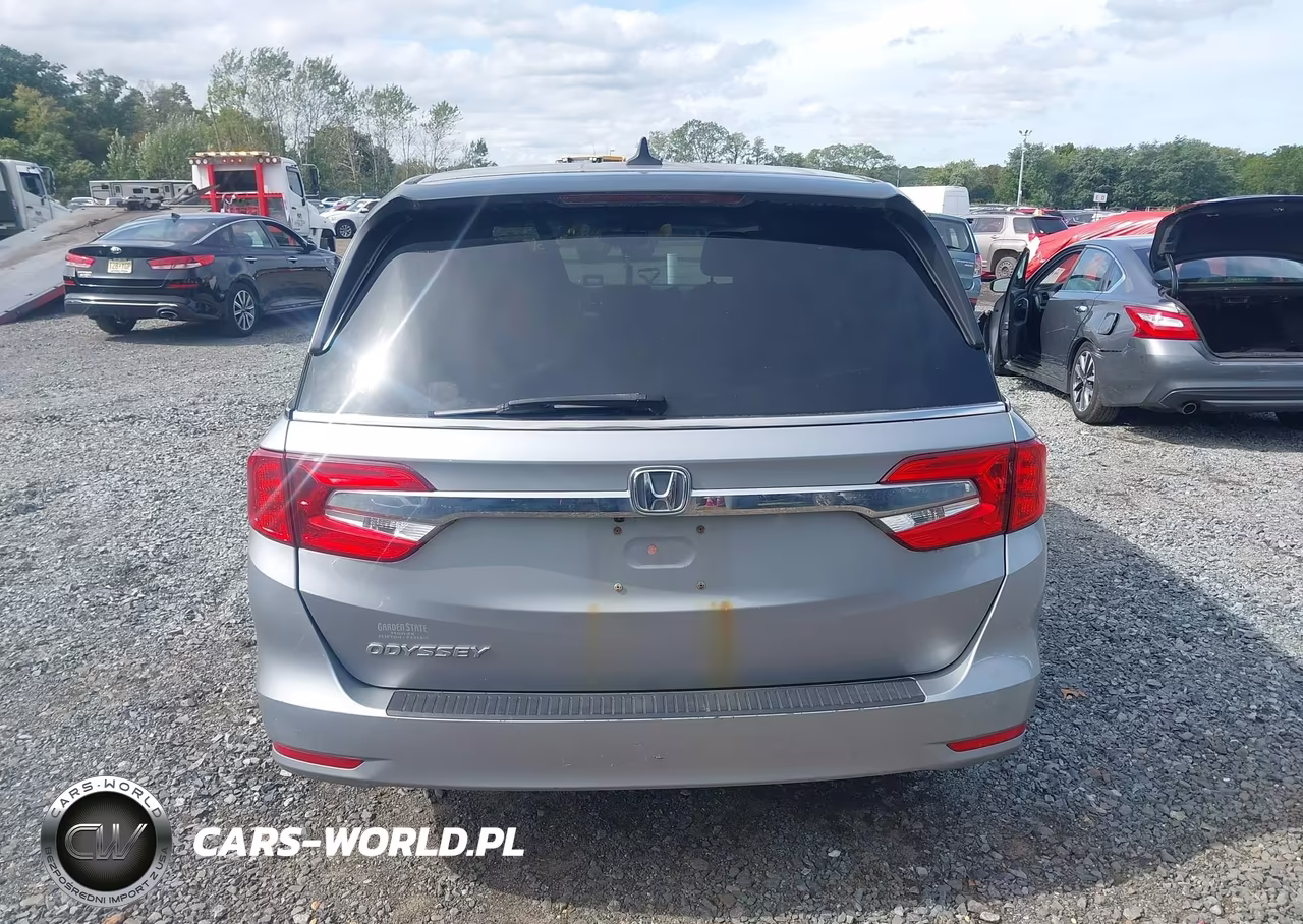 2018 Honda Odyssey Ex-L VIN:5FNRL6H76JB009601 - 16