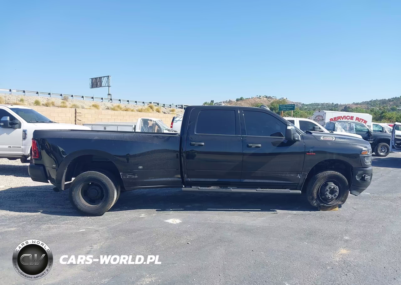 2026 Ram 3500 Tradesman 4X4 8' Box VIN:3C63RRGL5TG275460 - 12