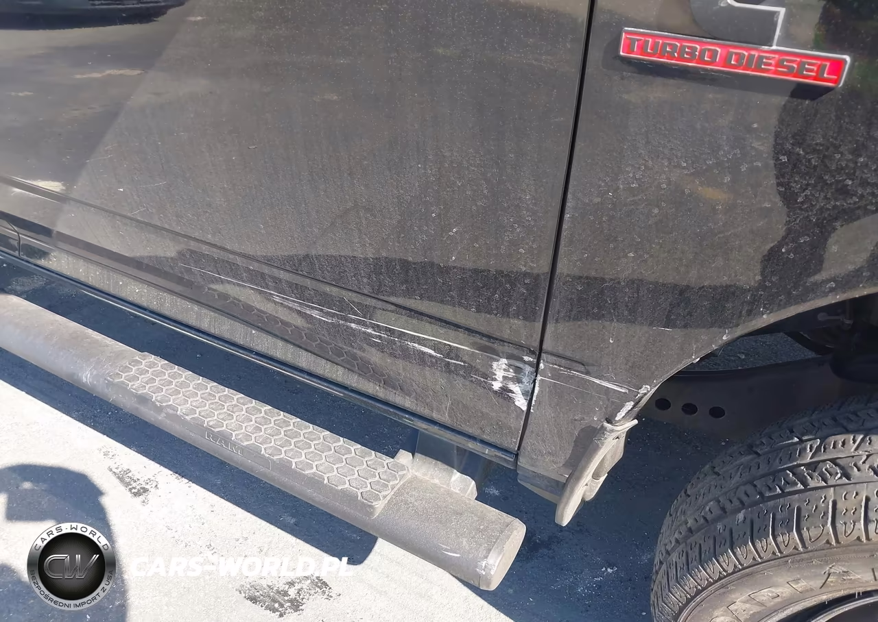 2026 Ram 3500 Tradesman 4X4 8' Box VIN:3C63RRGL5TG275460 - 17