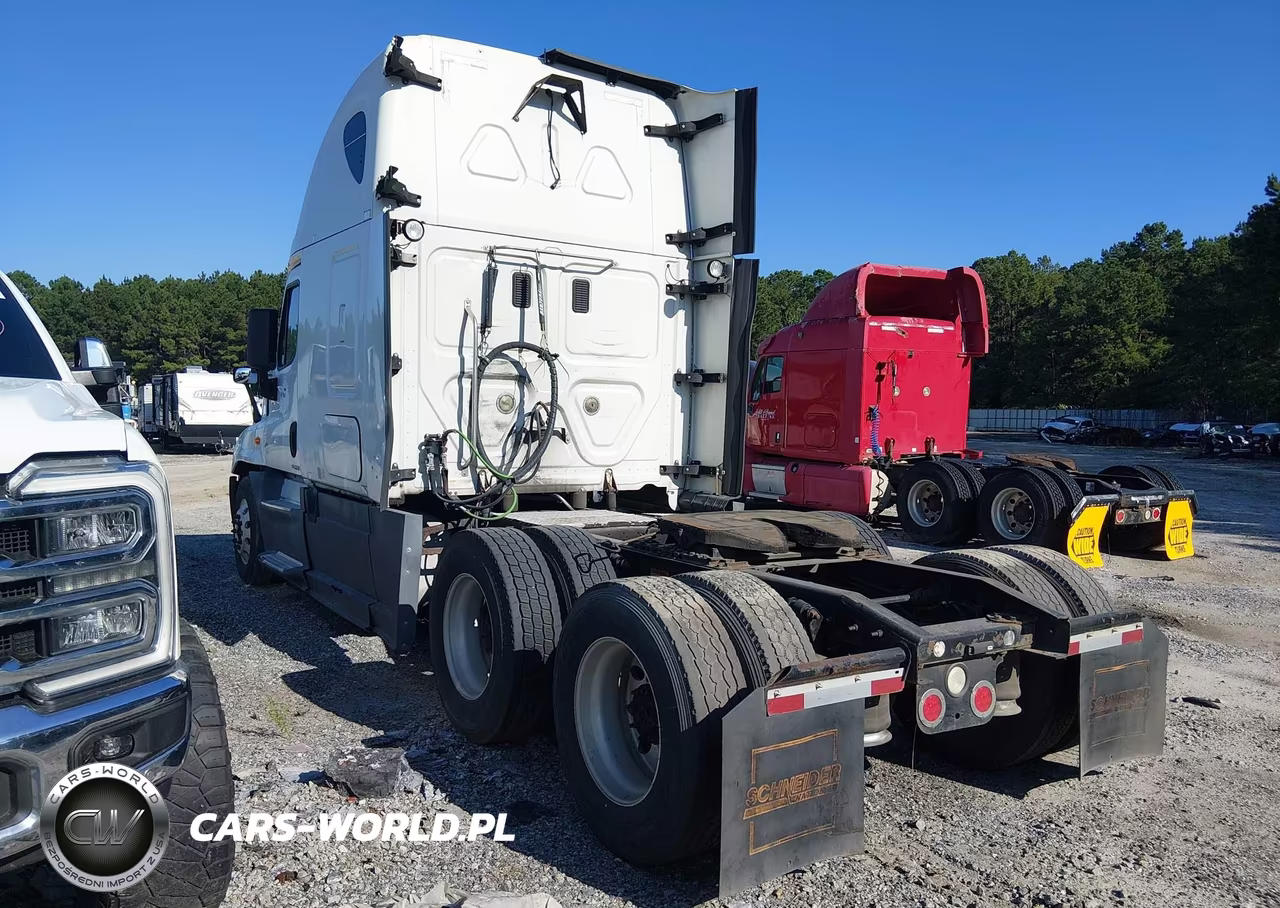 2015 Freightliner Cascadia 125 VIN:1FUJGLD58FLGF3939 - 14