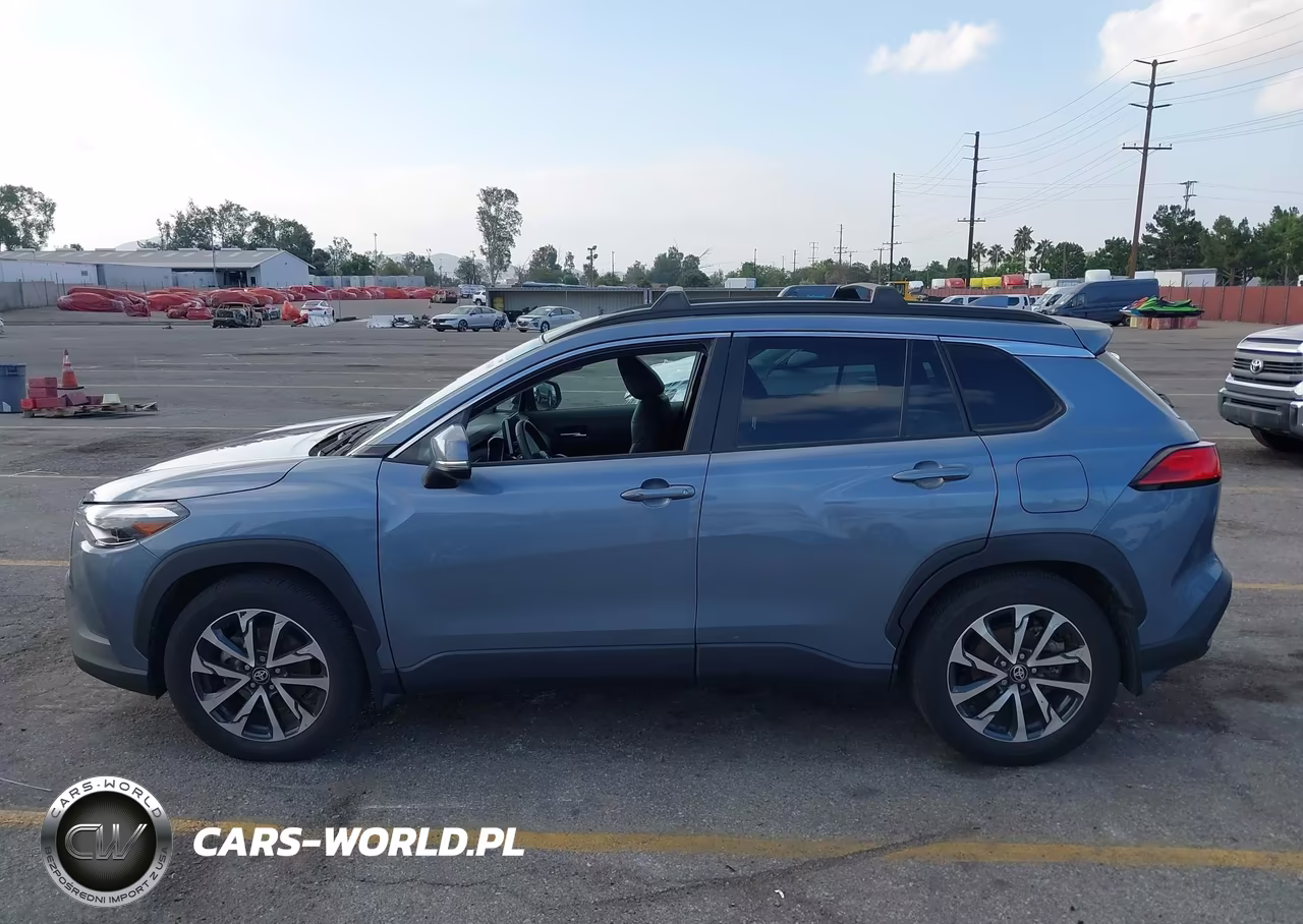 2024 Toyota Corolla Cross Xle VIN:7MUDAABG8RV083904 - 14